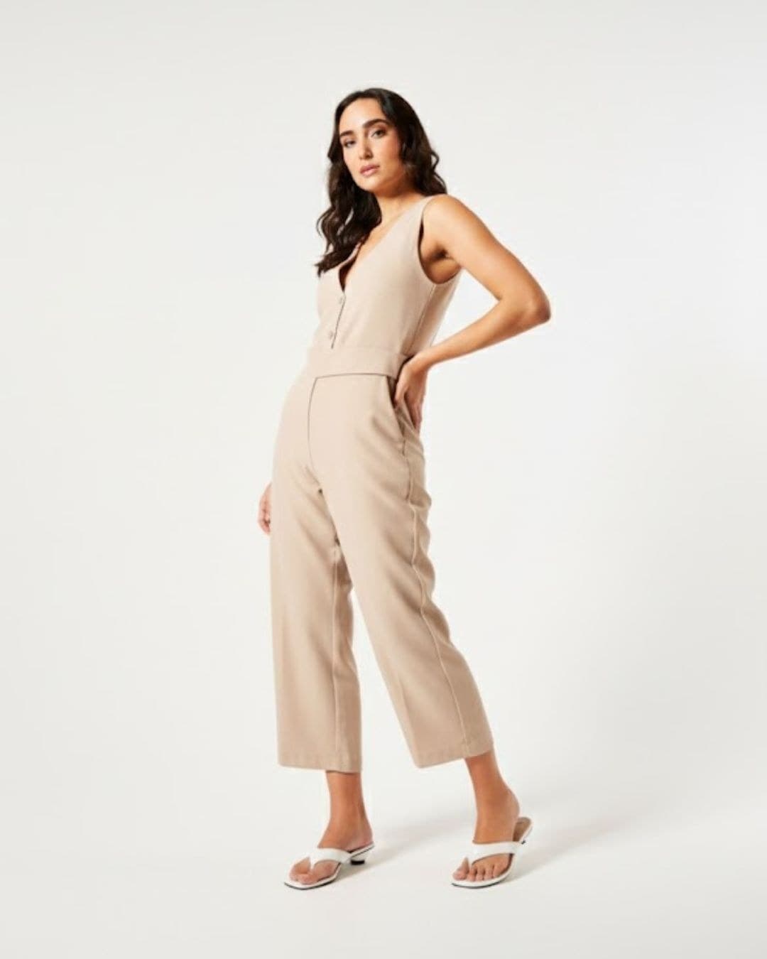 Studio Lookbook: Standing Look